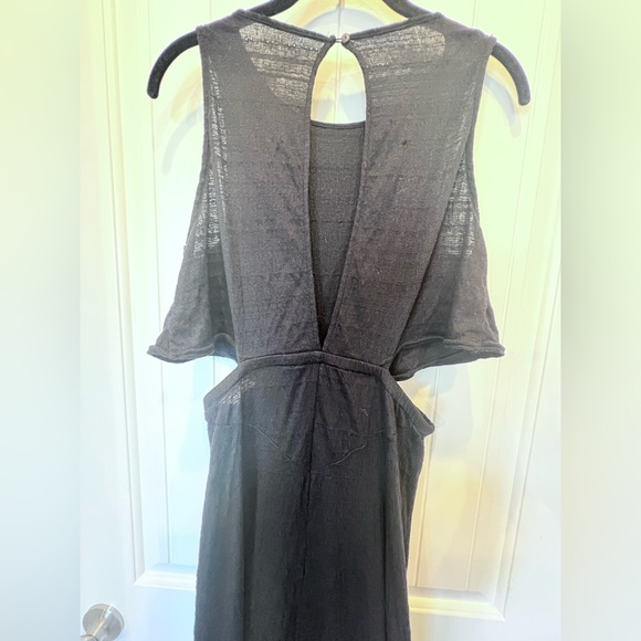 Free People Beach Black Dress Deep V Side bottom
slits Cutouts Sz Small - Picture 11 of 12